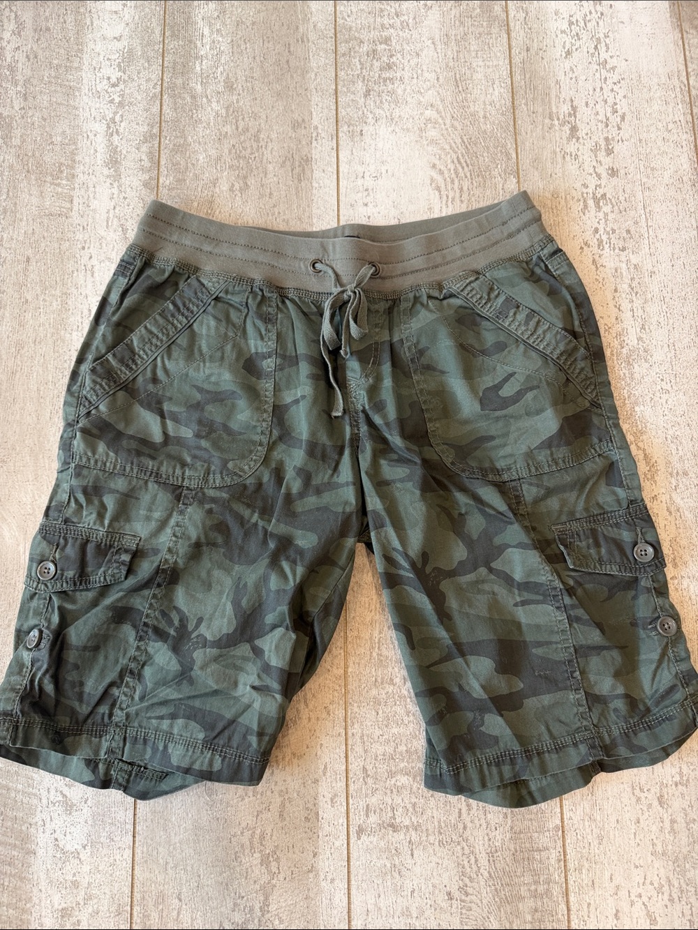 Women’s Supplies Camo Drawstring Cargo Shorts - Olive Green Size 8